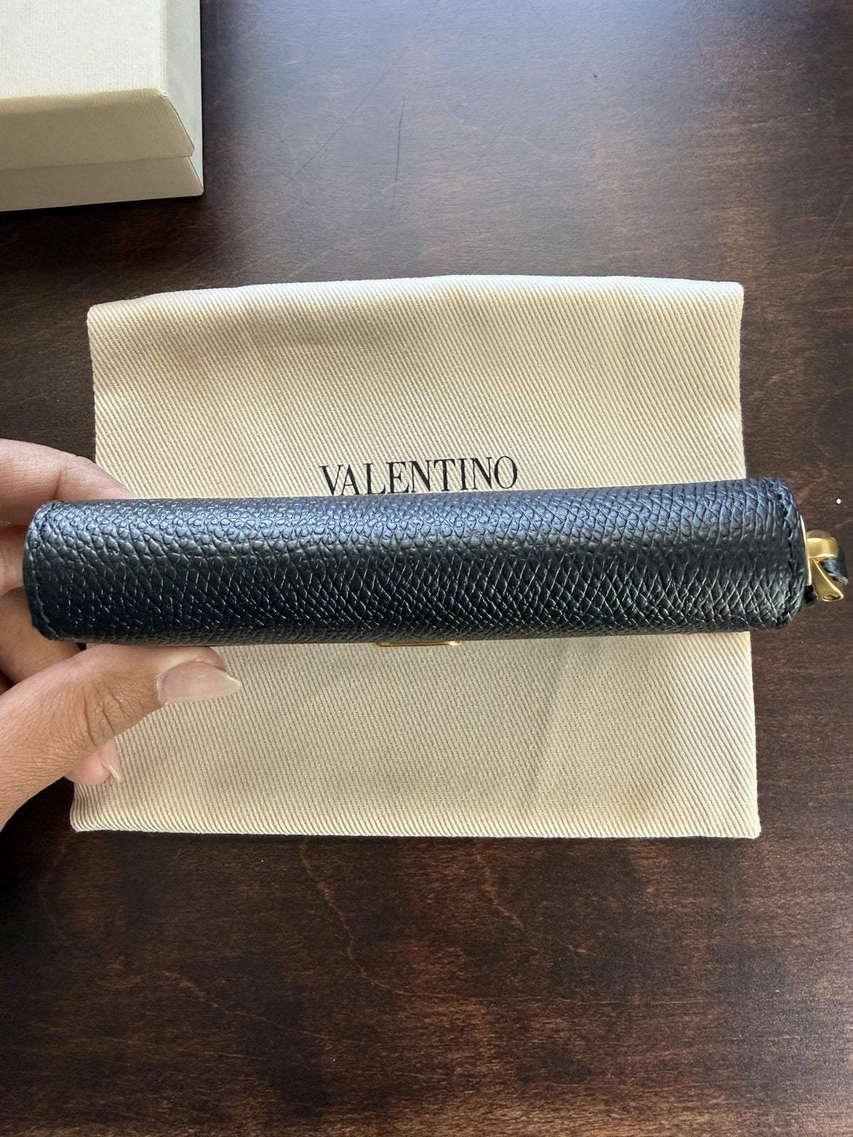 Valentino Garavani VLogo Signature Zip Card Case in Black Grained Leather